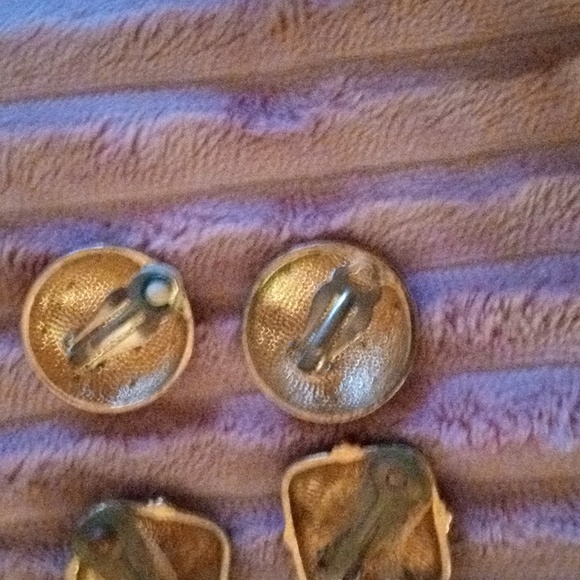 Earrings Set - Picture 8 of 8